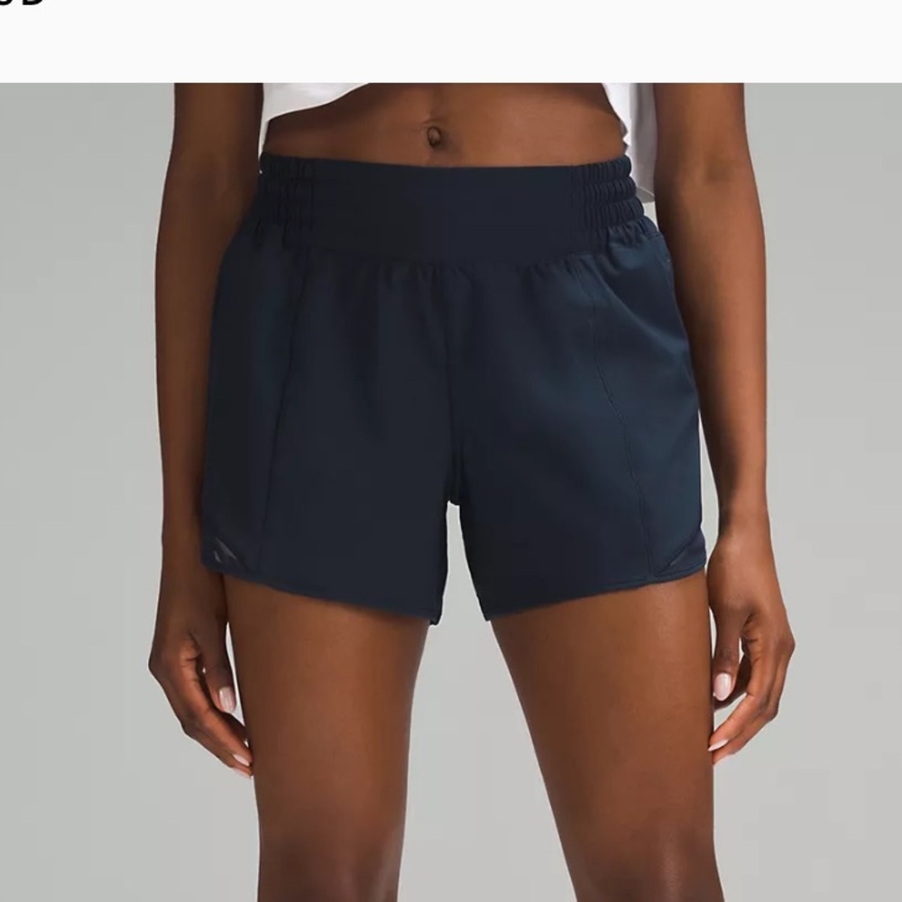 Lululemon Hotty Hot 4” High-Rise Shorts